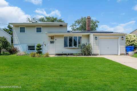 956 Meredith Drive, Toms River, NJ 08753