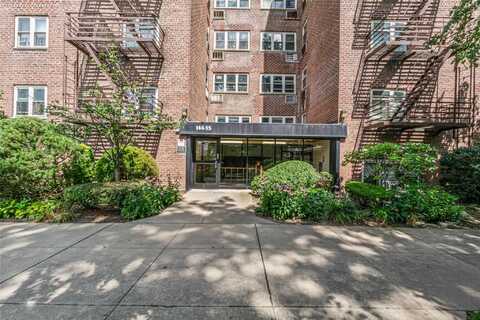 144-55 Melbourne Ave, Flushing, NY 11367