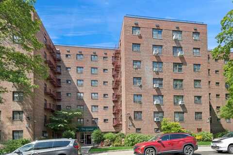 87-30 204 Street, Hollis, NY 11423