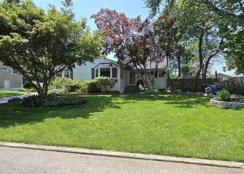 343 Eastwood Boulevard, Centereach, NY 11720