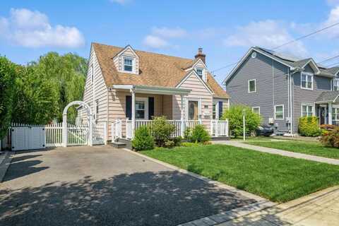 239 Stephen Street, North Bellmore, NY 11710