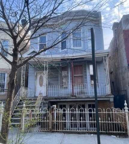 1852 Amethyst Street, Bronx, NY 10462