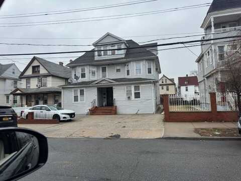 9119 120th Street, Richmond Hill, NY 11418