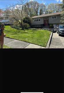 18 Greenwich Road, Smithtown, NY 11787