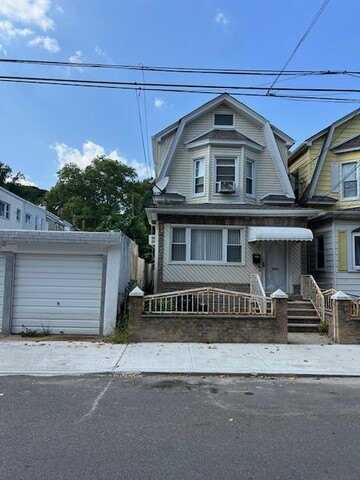10211 85th Avenue, Richmond Hill, NY 11418