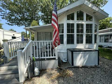 150 Chapel Road, Wells, ME 04090