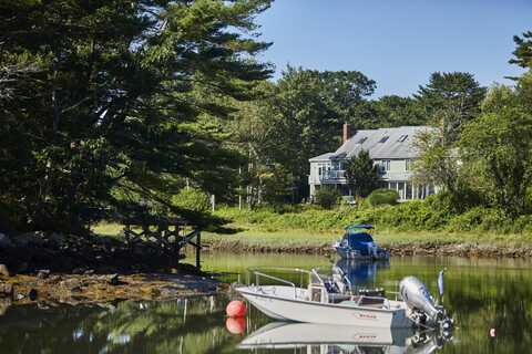 9 Riverview Drive, York, ME 03909