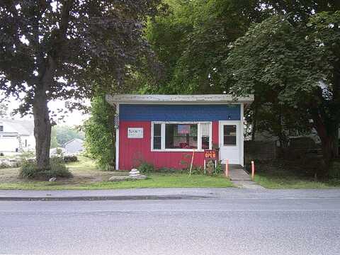 106 Pleasant Street, Oxford, ME 04270