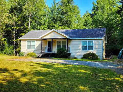3 Kims Way, Trenton, ME 04605