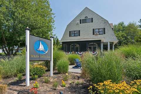 61 Fletcher Street, Kennebunk, ME 04043