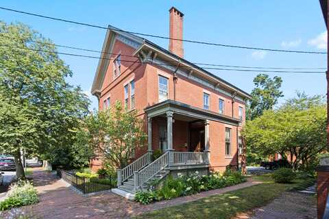 151 Pine Street, Portland, ME 04102