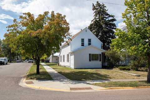 1726 8th Avenue N, Great Falls, MT 59401
