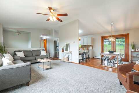 29 Jackson Creek Road, Clancy, MT 59634