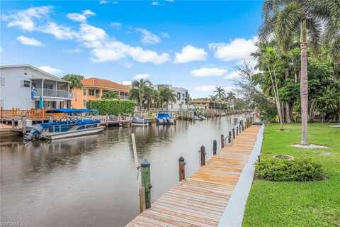 1686 Blue Point, NAPLES, FL 34102