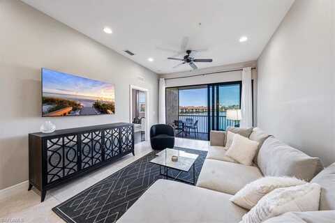 15130 Palmer Lake, NAPLES, FL 34109