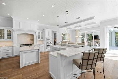2550 Windward, NAPLES, FL 34103