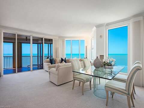 8111 Bay Colony, NAPLES, FL 34108