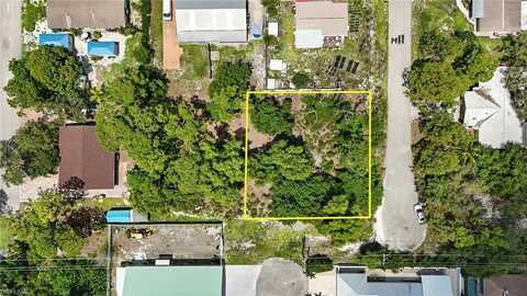4295 Pine Lake, BONITA SPRINGS, FL 34134