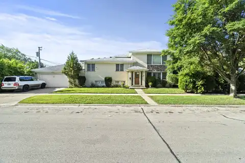 4053 Kirk Street, Skokie, IL 60076