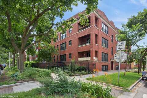 7463 N Seeley Avenue, Chicago, IL 60645