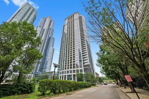 1235 S PRAIRIE Avenue, Chicago, IL 60605
