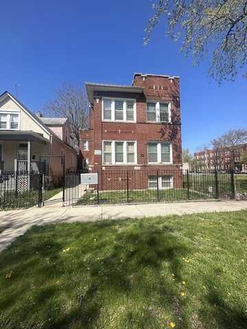 7310 S Dante Avenue, Chicago, IL 60619