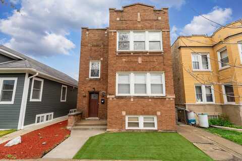 5304 W Cornelia Avenue, Chicago, IL 60641