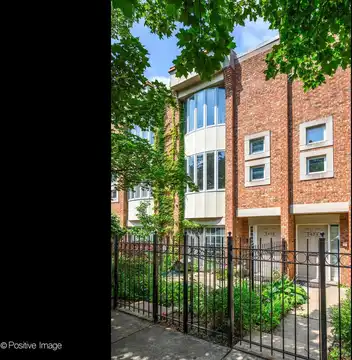 5436 S Ellis Avenue, Chicago, IL 60615