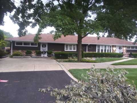 8001 Rutherford Avenue, Burbank, IL 60459