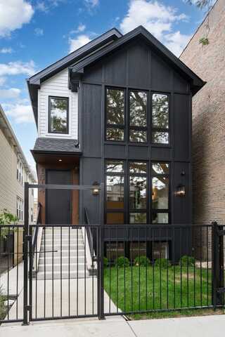 1514 W Superior Street, Chicago, IL 60642