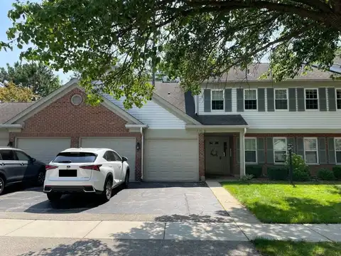 151 Brookston Drive, Schaumburg, IL 60193