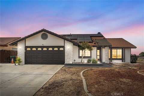 13684 Elm Street, Hesperia, CA 92344