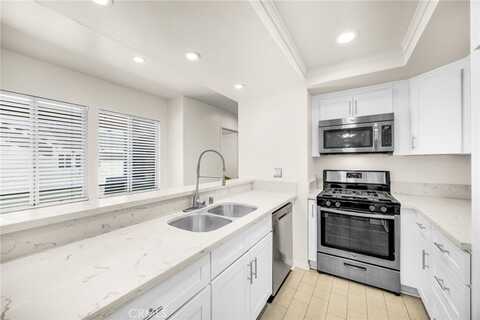 6040 Vermont Court, Yorba Linda, CA 92887