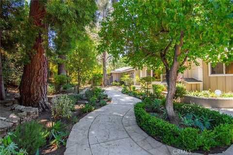4809 Hasekian Drive, Tarzana, CA 91356