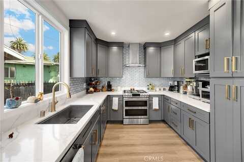 1655 W. 39th St, Los Angeles, CA 90062