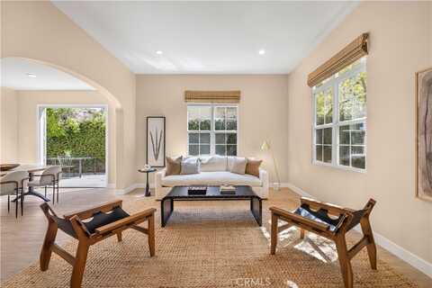 40 Arborside, Irvine, CA 92603