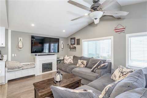 203 Parrot Lane, Fountain Valley, CA 92708