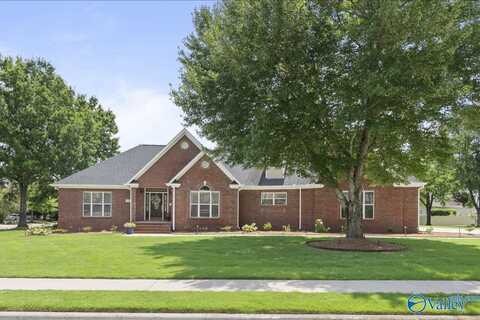 2852 Hampton Cove Way, Hampton Cove, AL 35763