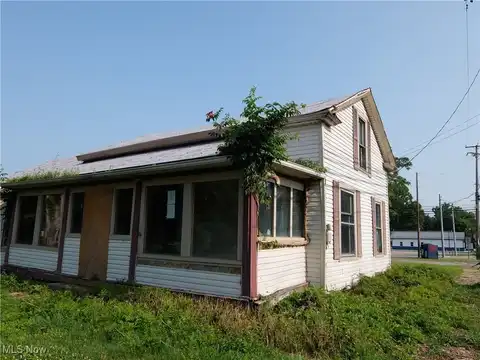 6221 State Route 45, Bristolville, OH 44402
