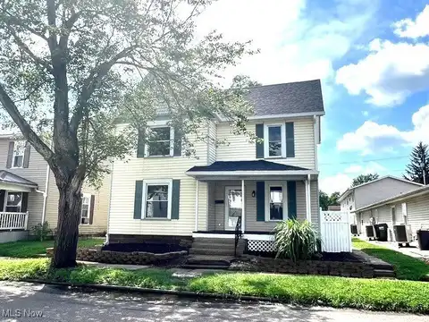 318 S River Street, Newcomerstown, OH 43832