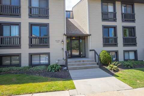 6250 Greenwood Parkway unit: 404, Sagamore Hills, OH 44067