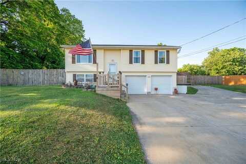 341 E Lake Street, Ravenna, OH 44266
