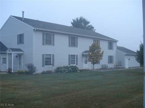 604 Heritage Square, Jefferson, OH 44047