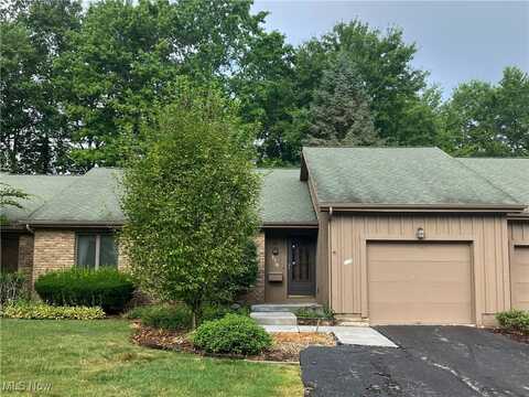 130 Topaz Trail, Cortland, OH 44410