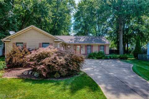 8303 Bradfords Gate Road, Olmsted Falls, OH 44138