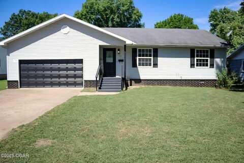 808 Flower Box Lane, Neosho, MO 64850