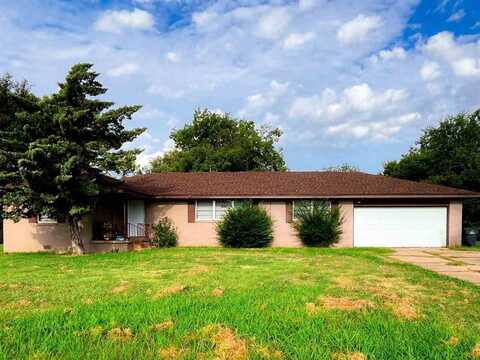 14 NW 35th St, Lawton, OK 73505