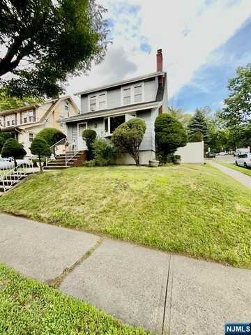 1 Spruce Avenue, Ridgefield Park, NJ 07660