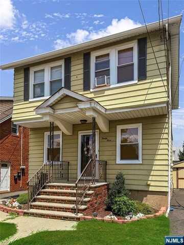 23 Stein Avenue, Wallington, NJ 07057