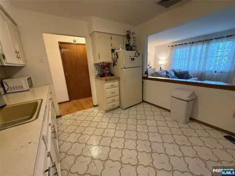 53-67 Newark Pompton Turnpike 65 C, Pequannock, NJ 07440